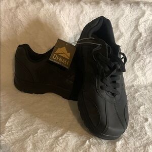 Men's Black Athletic Shoes